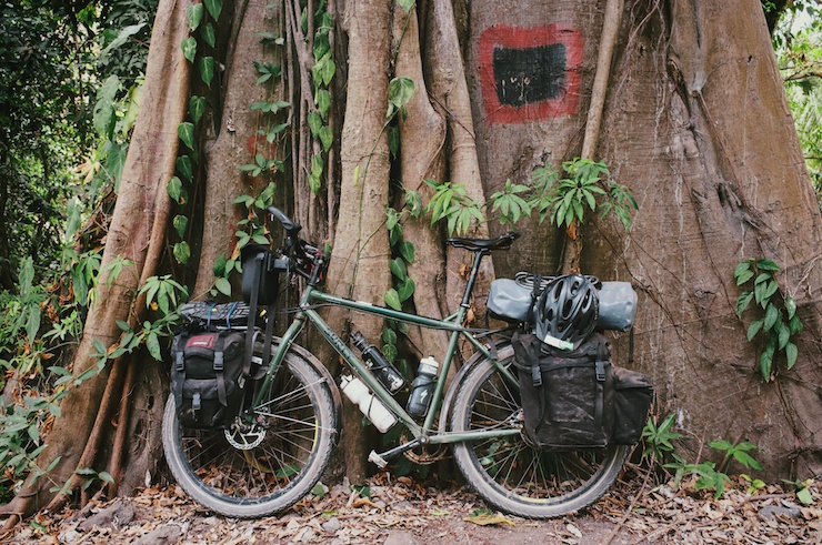 Bicycle touring Surly Troll - Tubus, Rohloff, Carradice