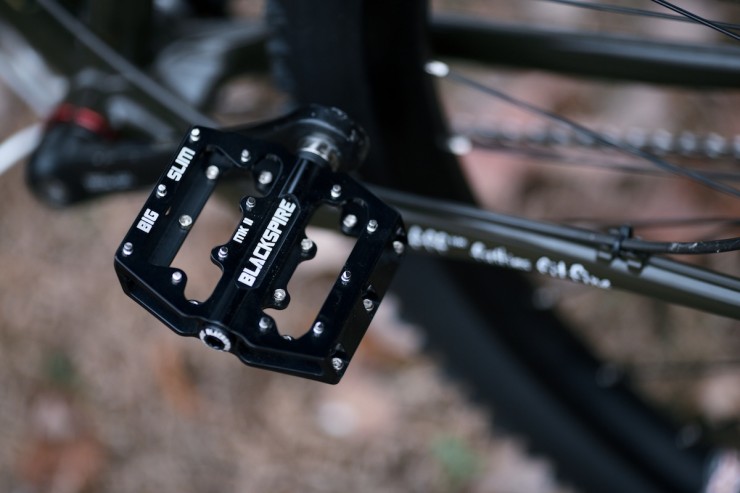 Sury ECR, Blackspire pedals