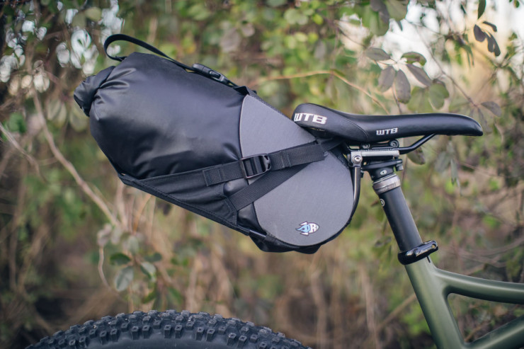 Porcelain Rocket Albert Seat Pack