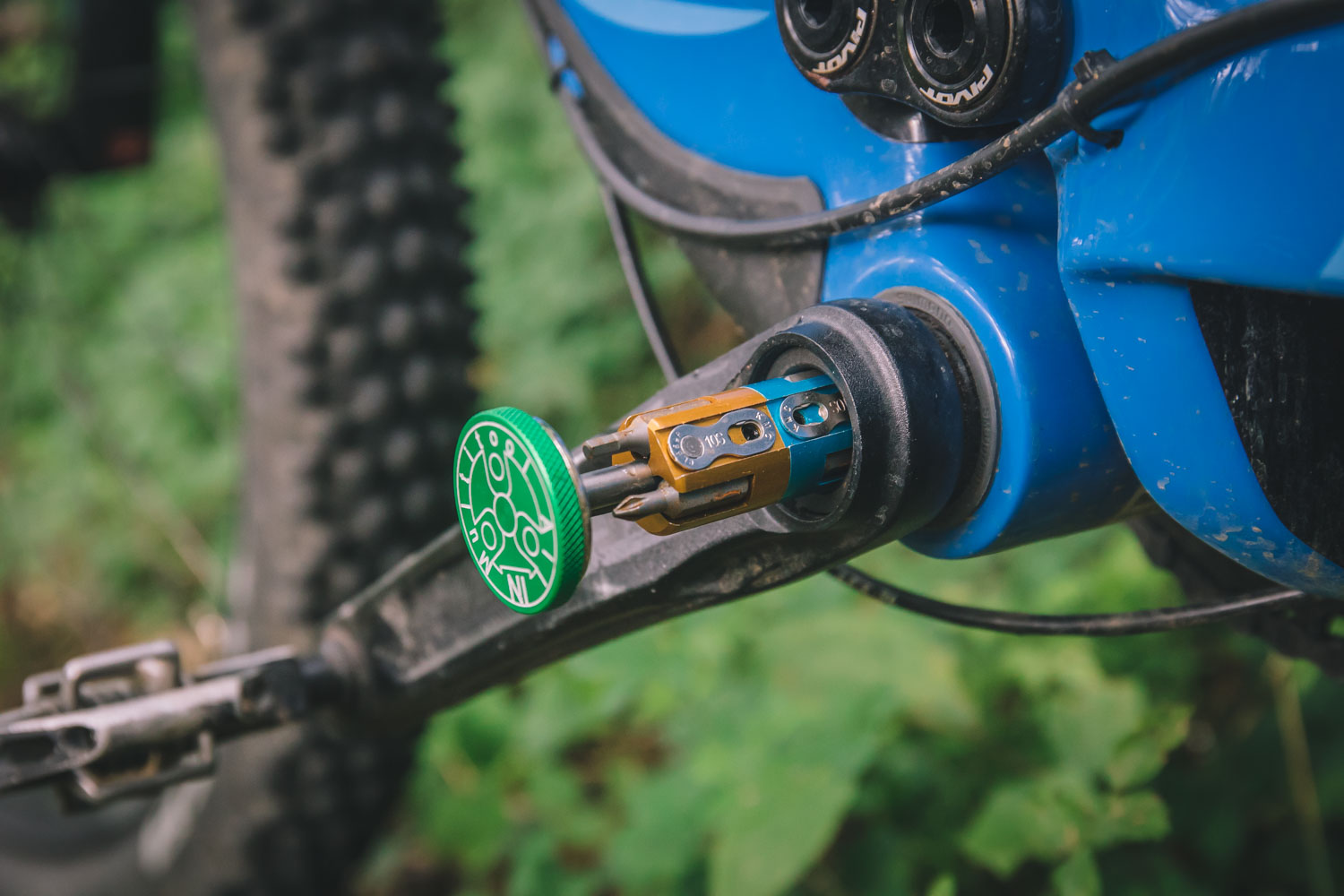 All In Multitool Review, Crank tube stash