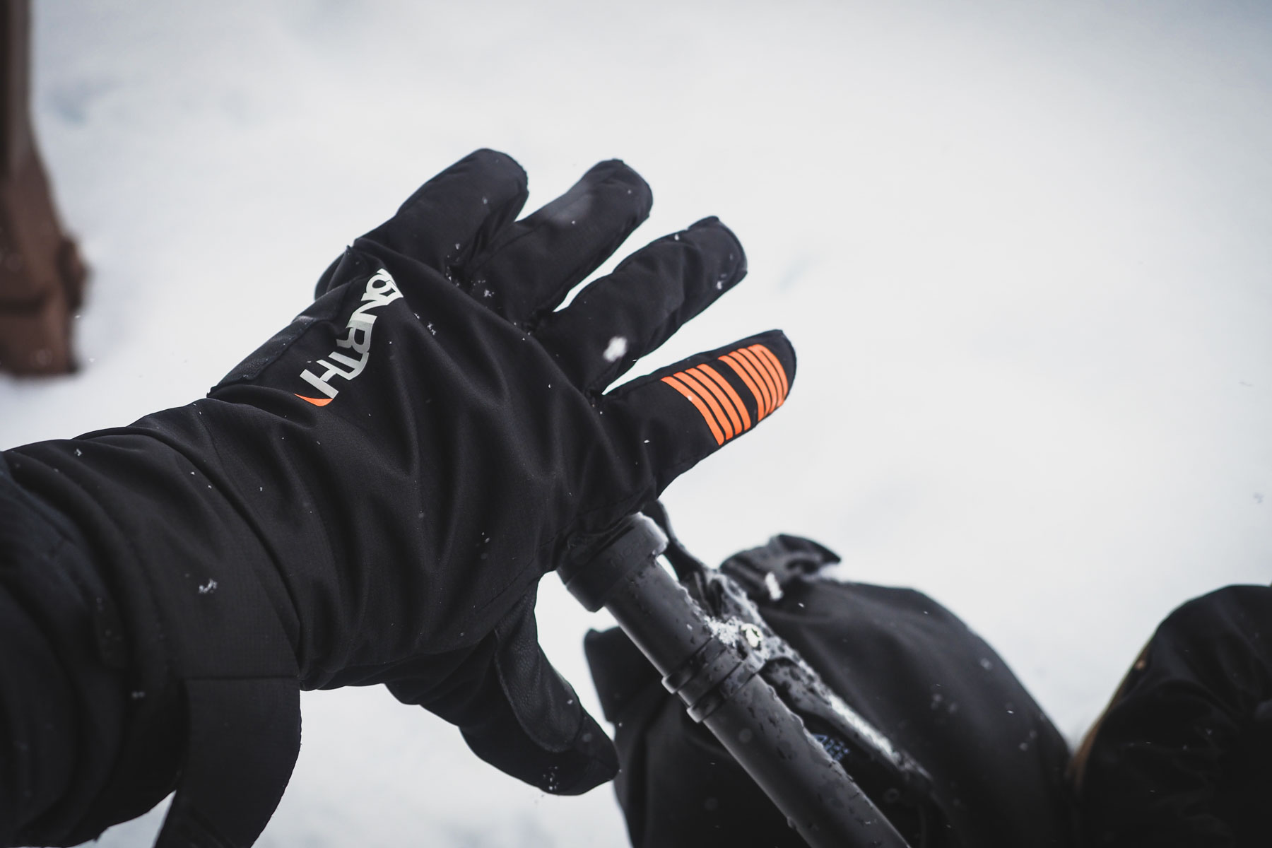 45nrth cobrafist bike pogies