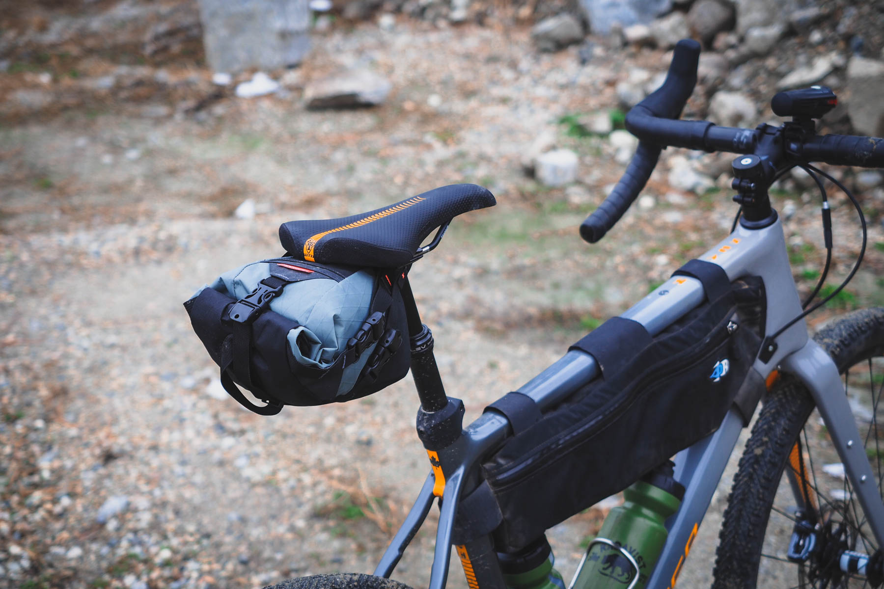 Rockgeist Gondola Review, Dropper Post Saddlebag