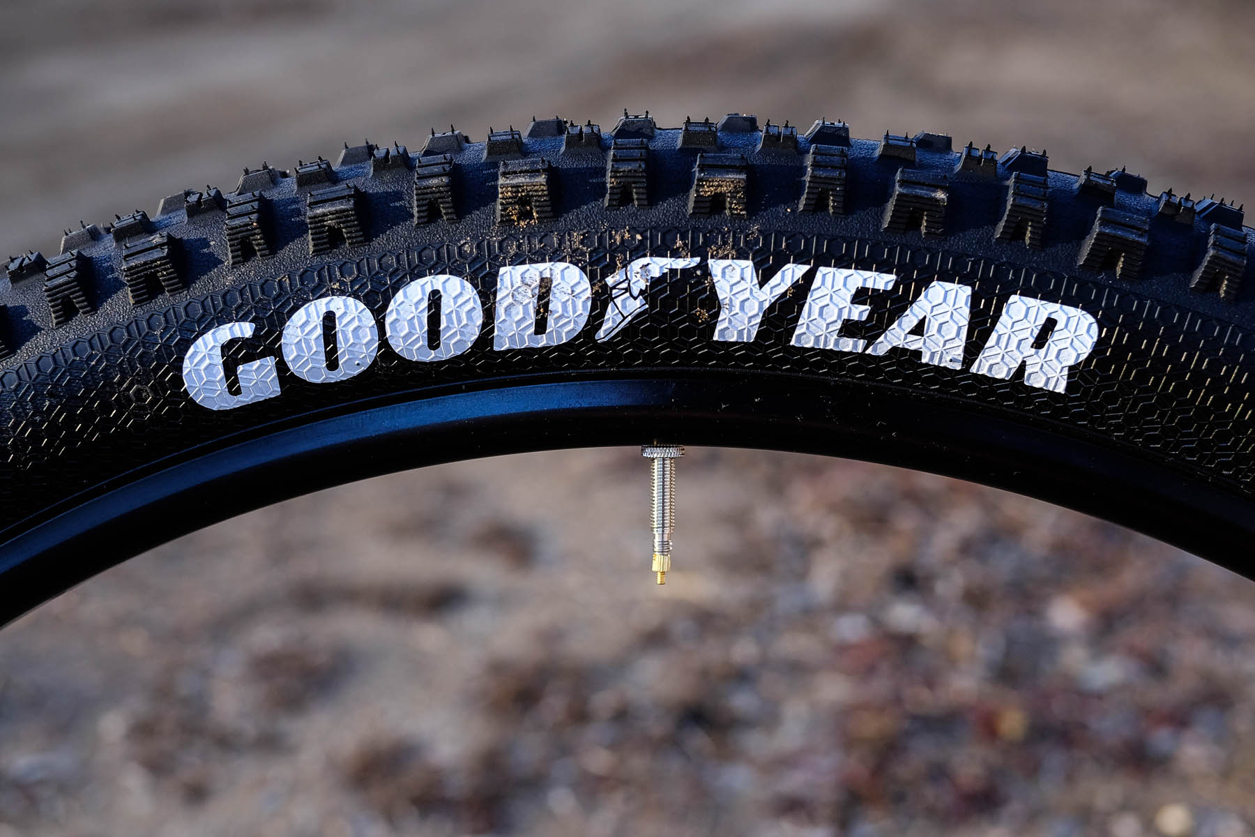 goodyear peak mtb tire