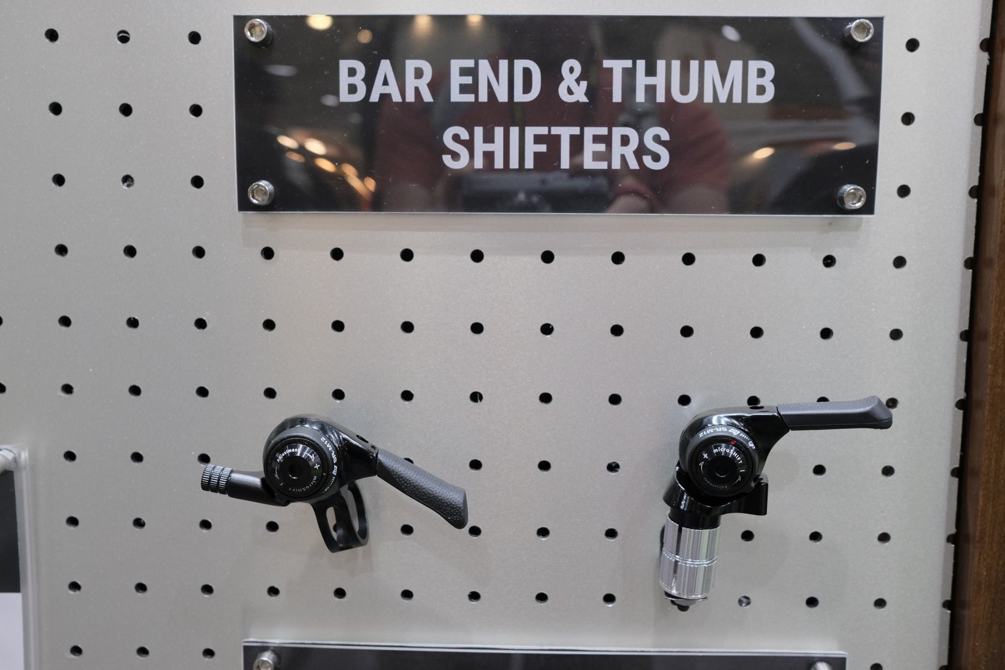 MicroSHIFT Announces 12speed "Eagle" Thumb and Barend Shifters