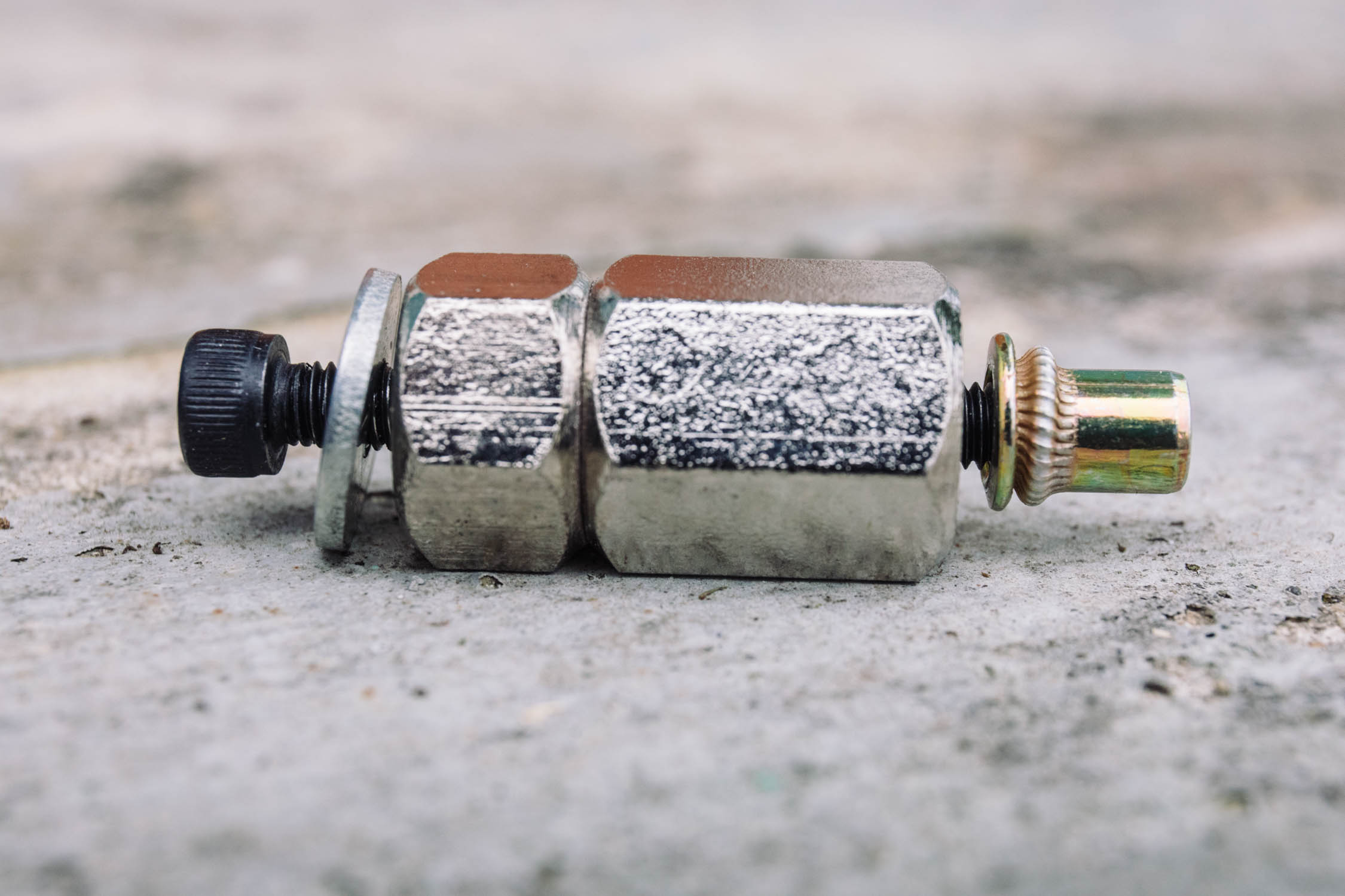 Rivnut Bottle Cage Mounts, Installation and Test