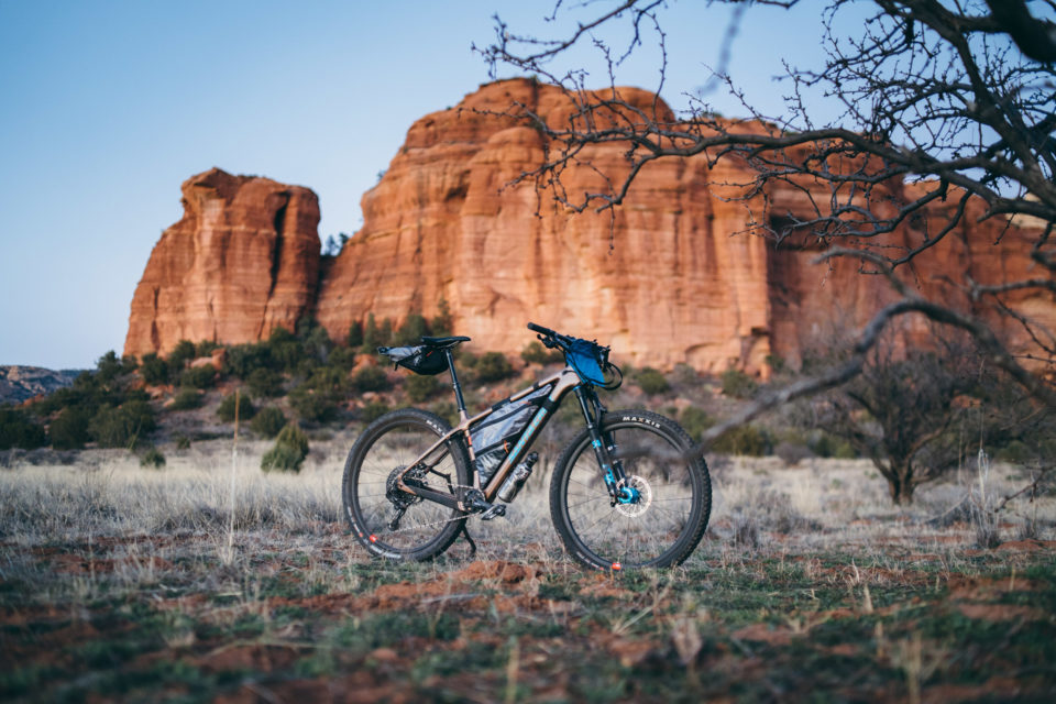 Carbon Fiber Bike Frame >> Santa Cruz Chameleon C (Carbon Chameleon) - BIKEPACKING.com Carbon Fiber Bike Frame >> Santa Cruz Chameleon C (Carbon Chameleon) - BIKEPACKING.com